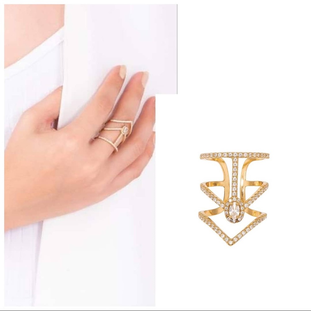 GOLD-PLATED ADJUSTABLE RING WITH DIAMONICE CRYSTAL